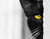 أسود القطط العين