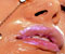Adriana Lima ve dudağını