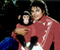 Michaelas Jacksonas Su beždžionė