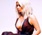 Kim Kardashian predvádza blond vlasy, Elle France